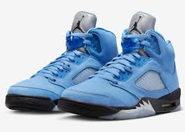 Jordan 5 UNC